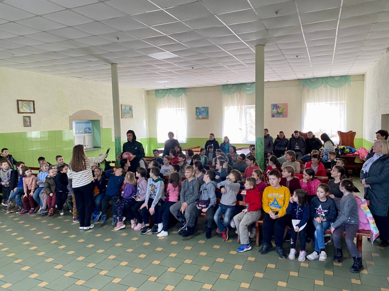 Holiday for children in a special school - Слайд 5