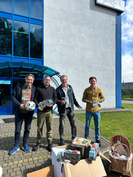Friends from the Netherlands - Слайд 1