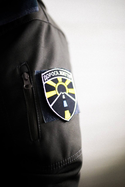 Завантажили бус та готові у поїздку на Донеччину - Слайд 2